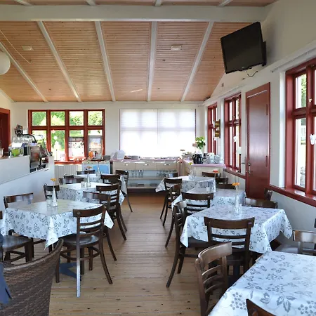 Отель Klippen Hotel - Grevens Dal 3*