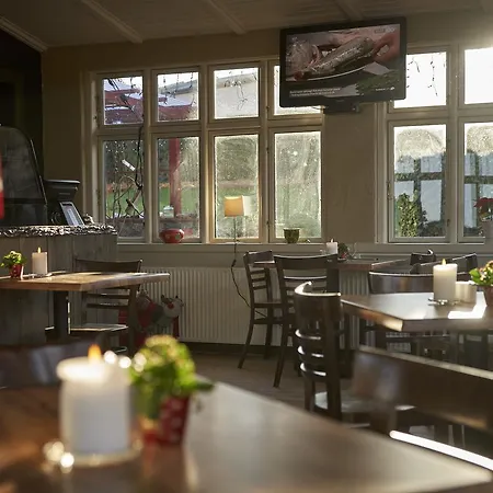 琦鹏酒店 古兹耶姆