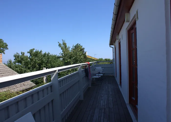 Klippen - Grevens Dal 3* Gudhjem