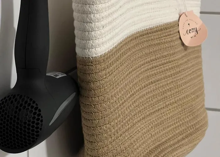 Klippen - Grevens Dal גודהיים